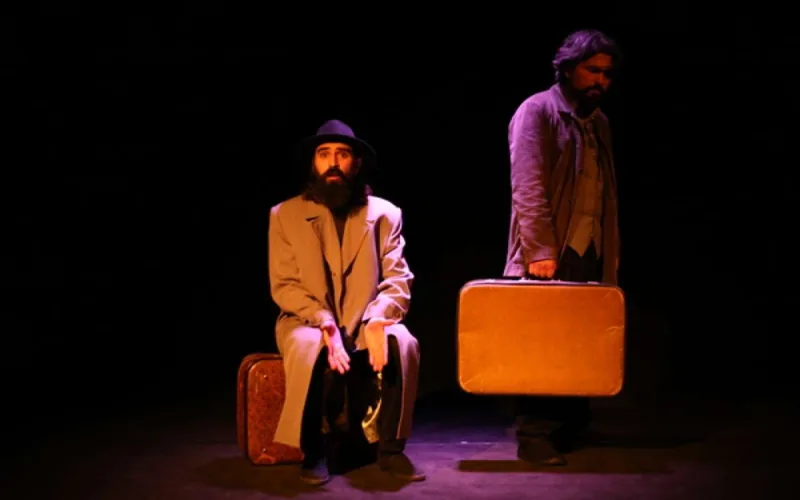 “Yük” tamaşası yenidən səhnədə