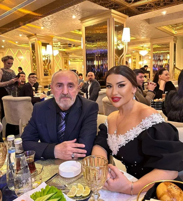 Akif İslamzadənin yeni görüntüsünü yaydı