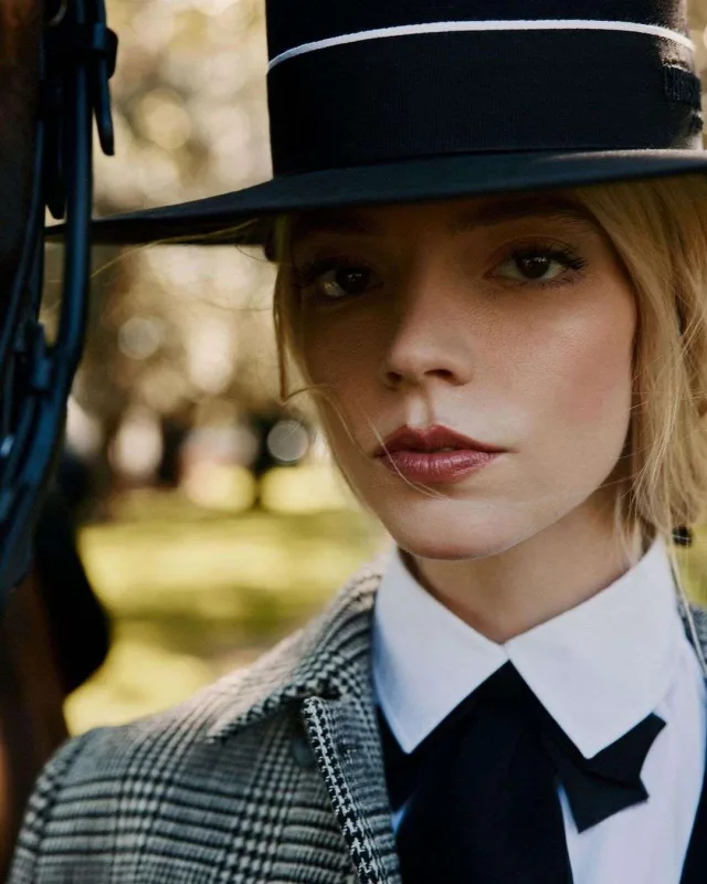 “The Queen's Gambit”in ulduzundan yeni fotolar