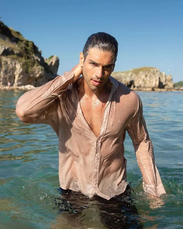 Jurnal üçün pozlar!