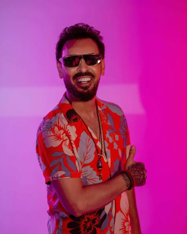 “O dostları ətrafımdan təmizlədim”