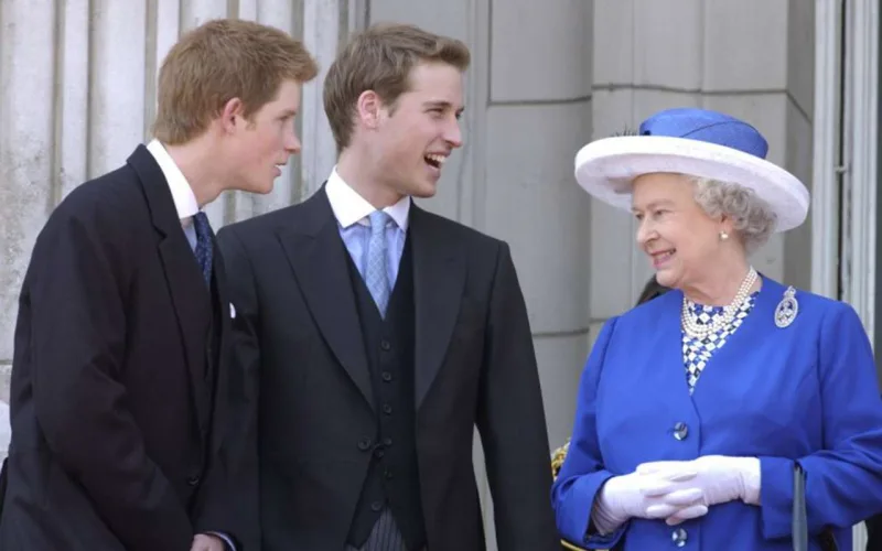 Kraliça ilə vidalaşa bilmədi