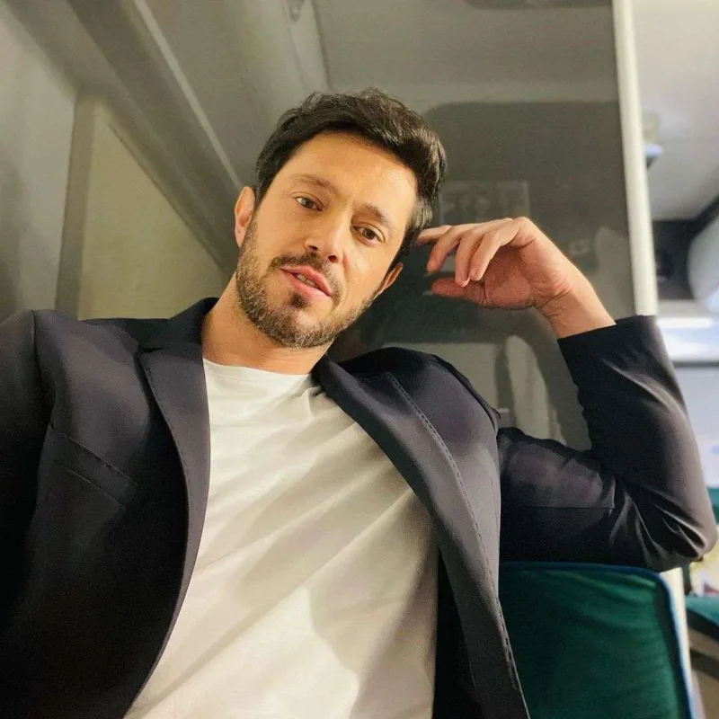 Ayçadan Muratla eşq iddialarına cavab 