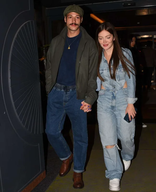 Münasibətləri tez bitdi