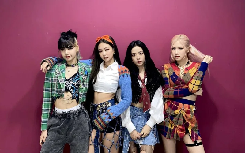 “Blackpink” səhnələrə qayıdır