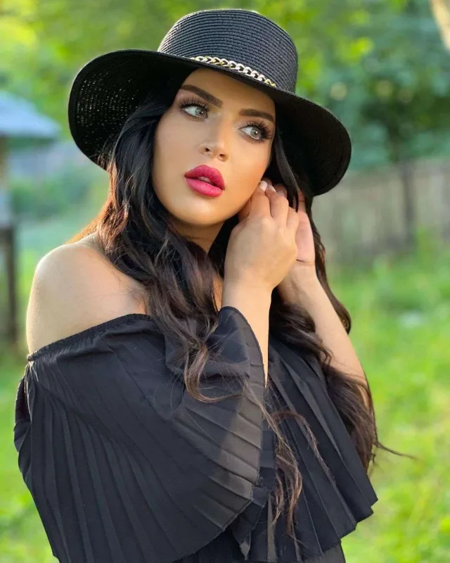 İkinci övladı dünyaya gəldi