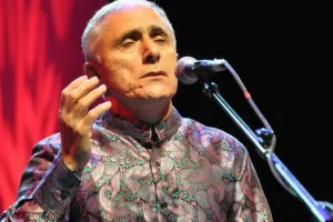 Xalq artisti verilişlərə qonorarla çıxır