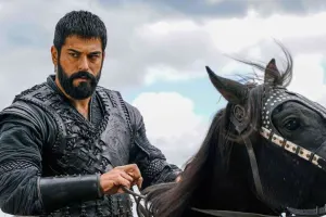 Efirdə türk dilindən tərcümə ilə bağlı qanuna dəyişiklik təklif ediləcək