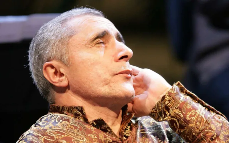 Xalq artisti verilişlərə qonorarla çıxır