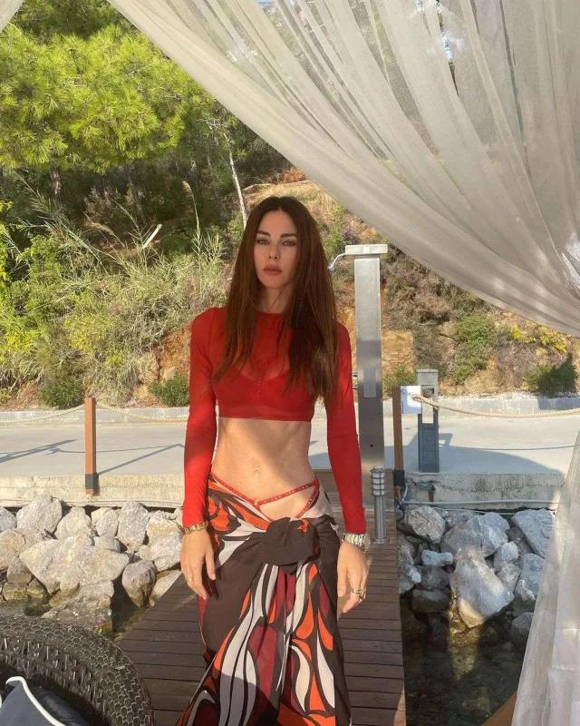 Defne ilə Sinan sevgili oldu