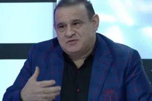 Tacir yoldaşından qorxduğunu etiraf etdi