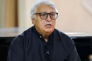 Prezident Fərhad Bədəlbəylini təltif etdi