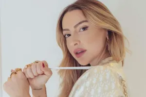 Hadise Bakıda! - Foto