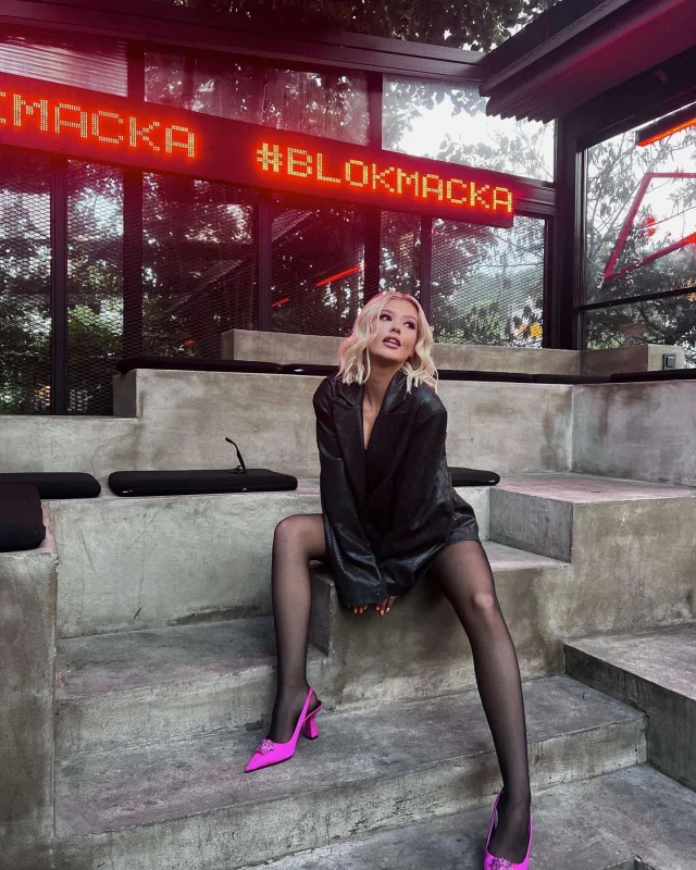 “Çox “cool” oğlandır, çox sevirəm!”