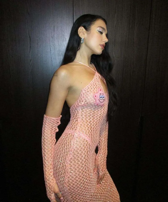 Dua “SpongeBob” geyimi ilə diqqət mərkəzində