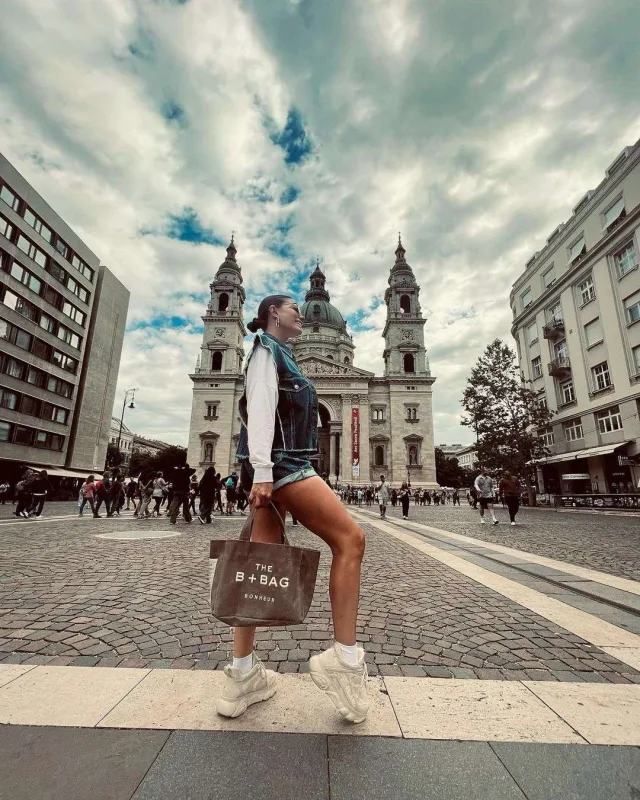 Demetlə Oğuzhanın Macarıstan tətili