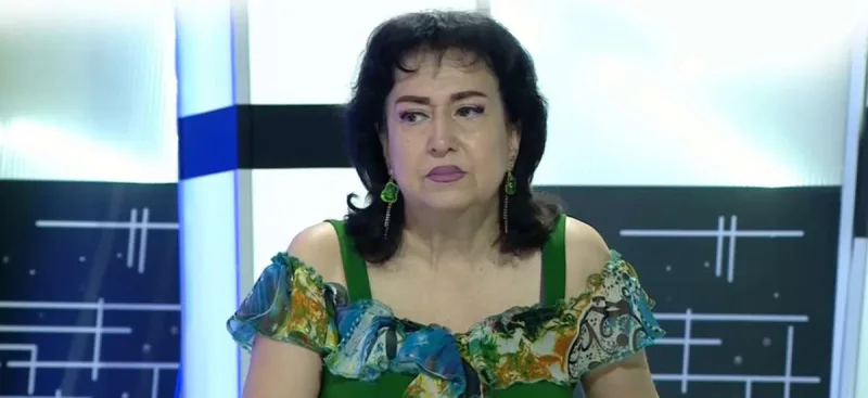 Qızıyla bağlı sualı eşidib efiri tərk etmək istədi