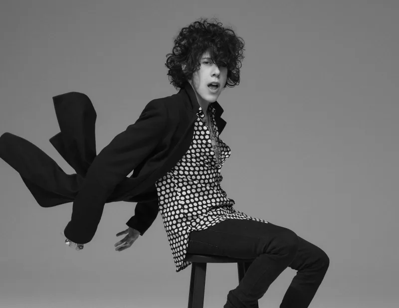 “Lost on you”nun ifaçısı Bakıya gəlir!