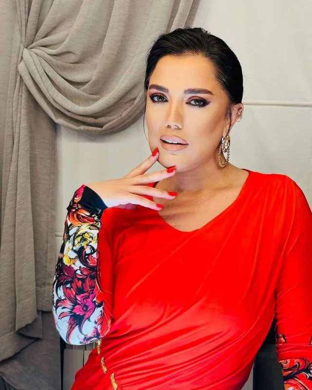 Lalə yaşadığı eşqdən danışdı