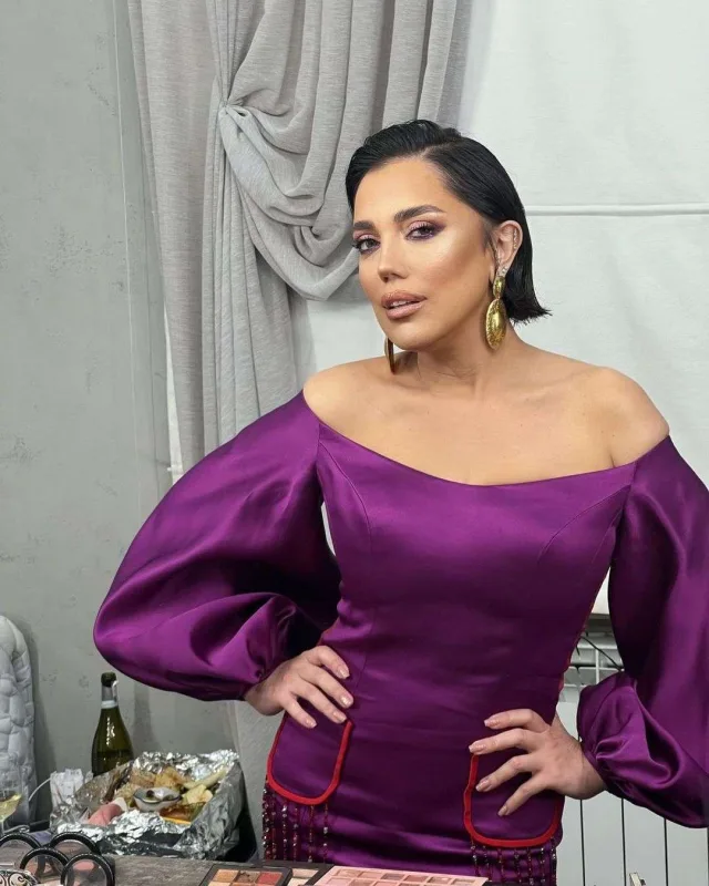 Lalə yaşadığı eşqdən danışdı