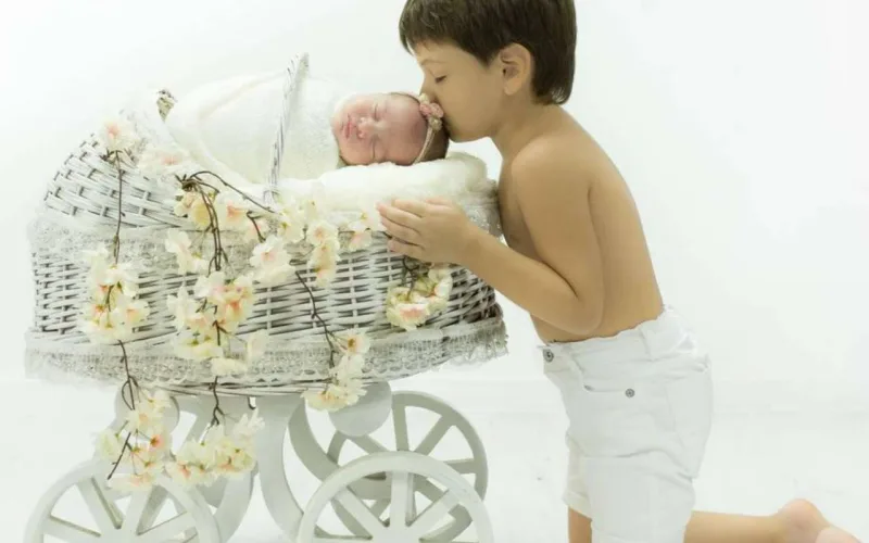 Rafael Ağayev ilk dəfə övladları ilə