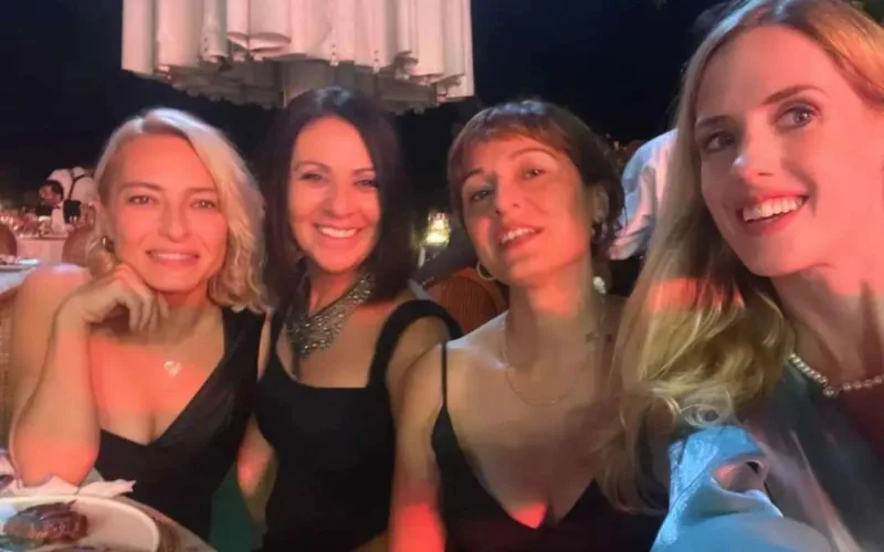 “Öyle Bir Geçer Zaman Ki”nin aktyorları illər sonra