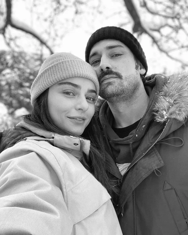 Seriala görə ayrılıblarmış