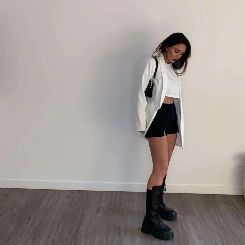 “Bakıda yaşasaydım, özümü məhdudlaşdıracaqdım”