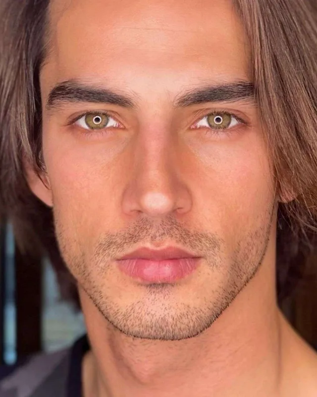 Corc ölkəni tərk edir?