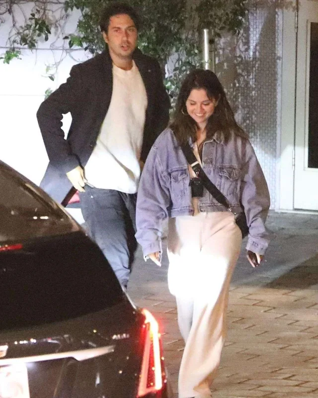 8 il sonra görüşdülər