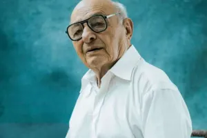 Ömər Eldarov “Qızıl medal”la təltif edildi