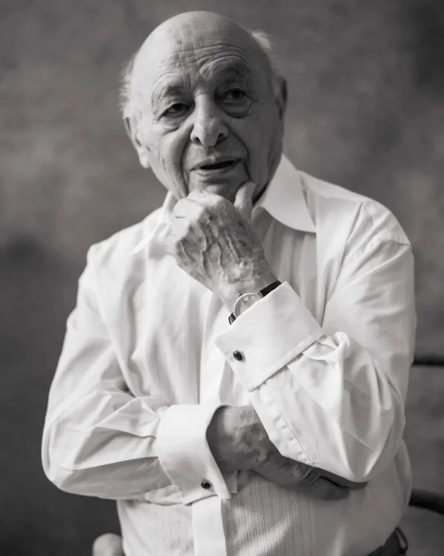 Ömər Eldarov “Qızıl medal”la təltif edildi