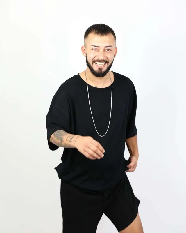 Kurtuluş Kuş fanatına təcavüz edib - İddia