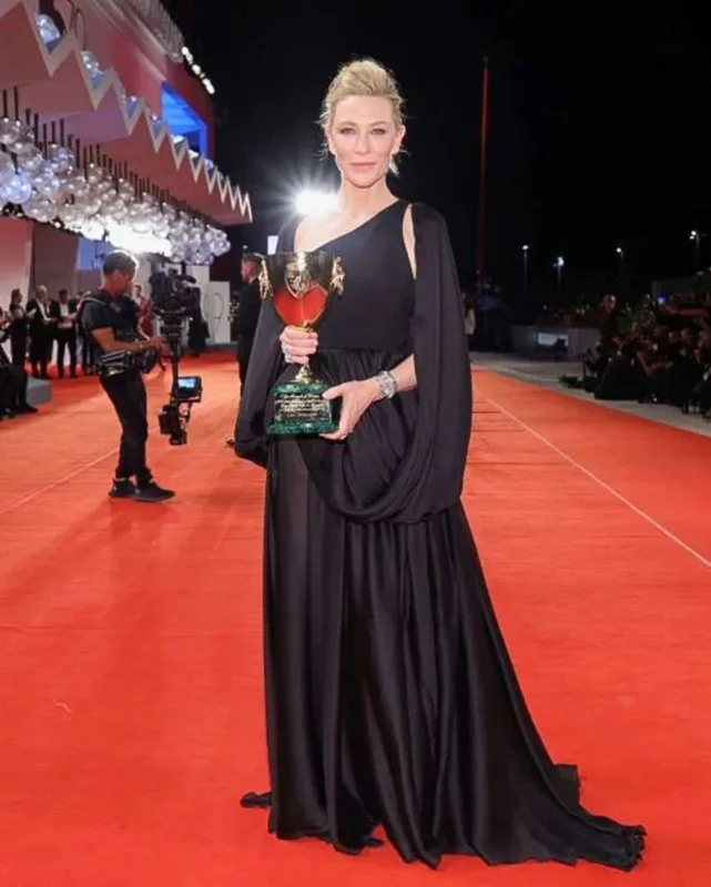 Film Festivalının ən yaxşı aktrisası seçildi