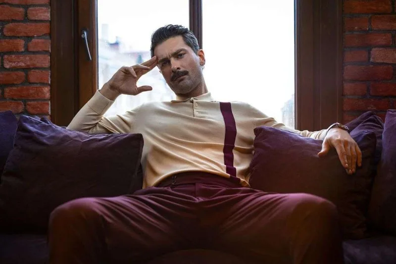 Onurla Burçin eyni layihədə