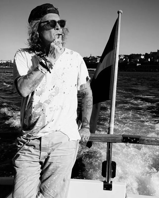 Məhkəmədən sonra ilk layihəsi...