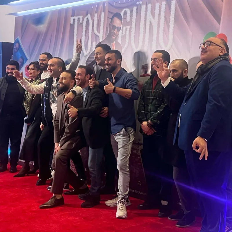 Məşhurlar Azadın filmində rol aldı!