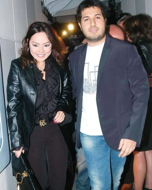 Reza qızını Ebrudan almaq istəyir