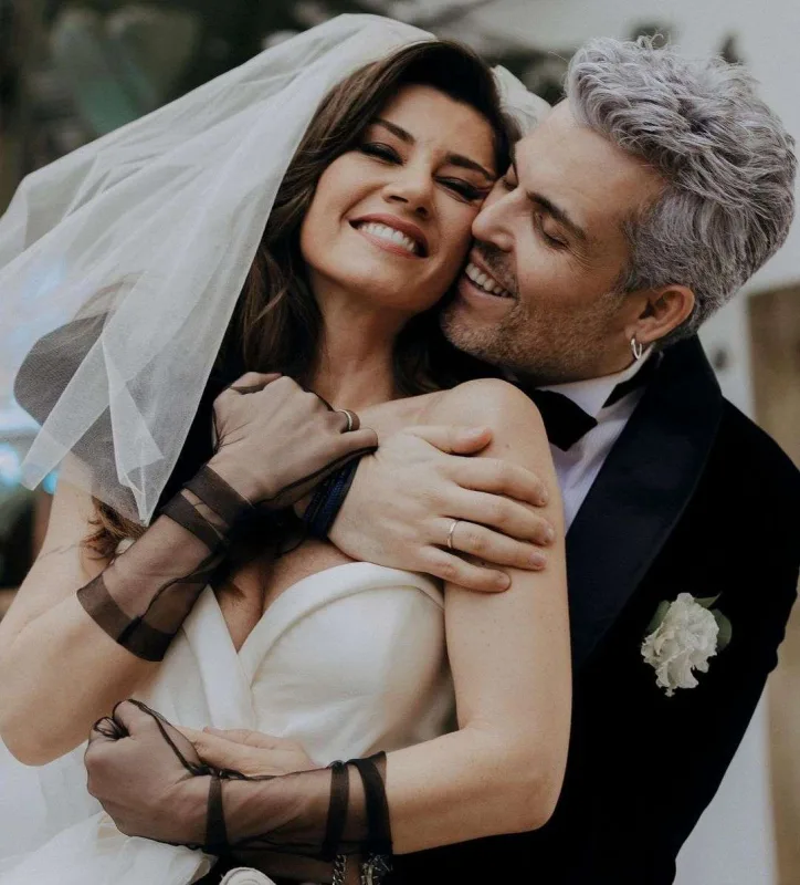 Özünə 10 milyonluq ev aldı