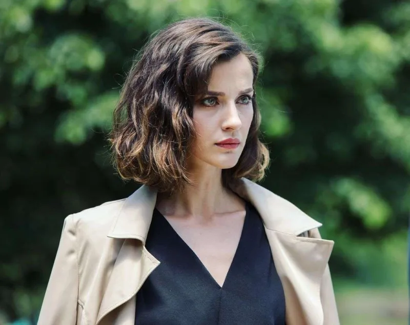 Onunla tərəf müqabili olacaq