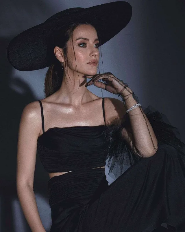 Onunla tərəf müqabili olacaq