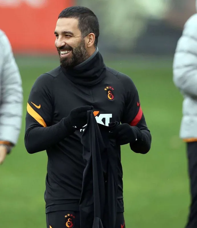 Karyerasını bitirdiyini açıqladı