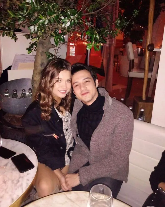 Afrayla Mert ayrıldı