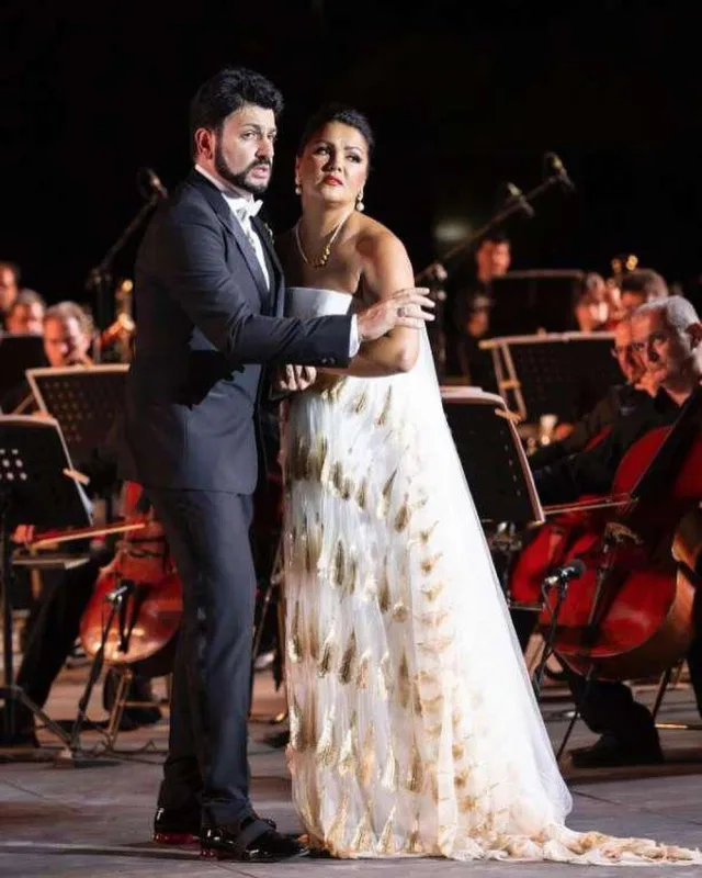 Xalq artistləri evliliklərinin 7-ci ilini qeyd etdi