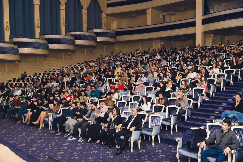 “Sevil” tamaşası təqdim edildi