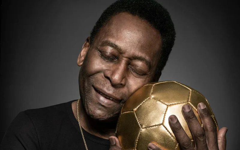 Pele həyatını itirdi