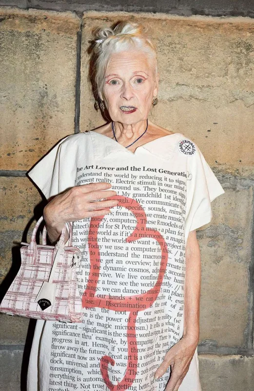 Dəb əfsanəsi vəfat etdi