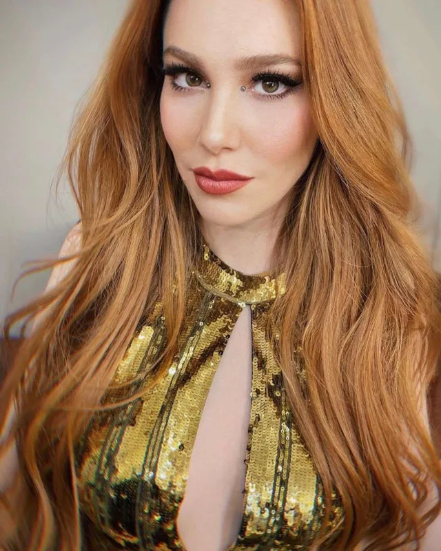 Pərəstişkarlarına müjdəni verdi