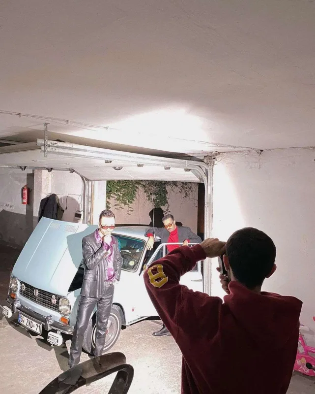 Dünyada ən çox dinlənilən 100 mahnıdan biri oldu