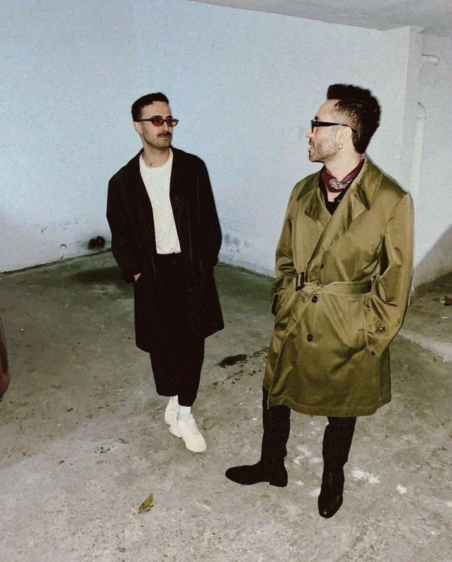 Dünyada ən çox dinlənilən 100 mahnıdan biri oldu